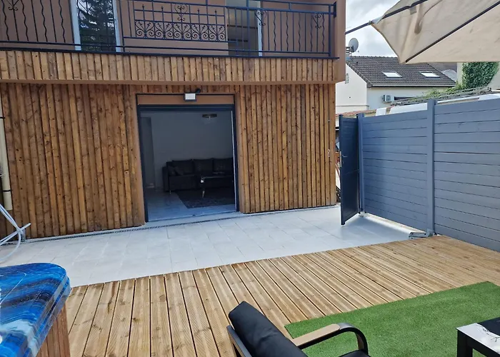 Maison Familiale Apartamento Pierrefitte-sur-Seine